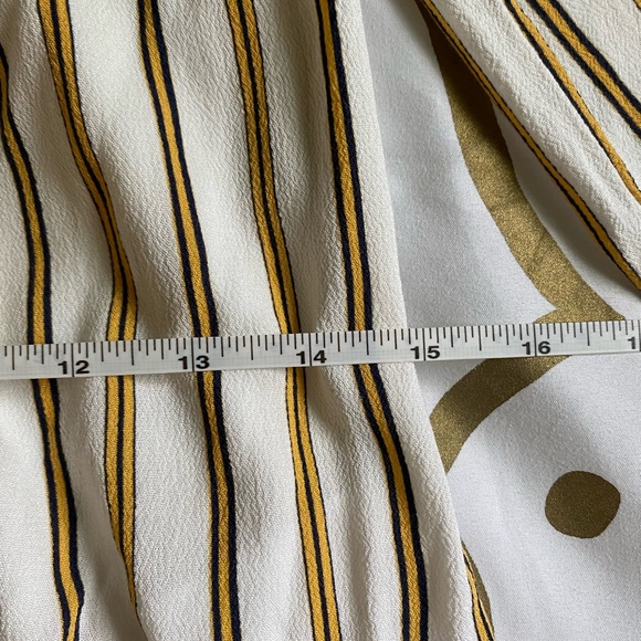 Off the Shoulder Yellow & Black Shirt - Picture 6 of 15